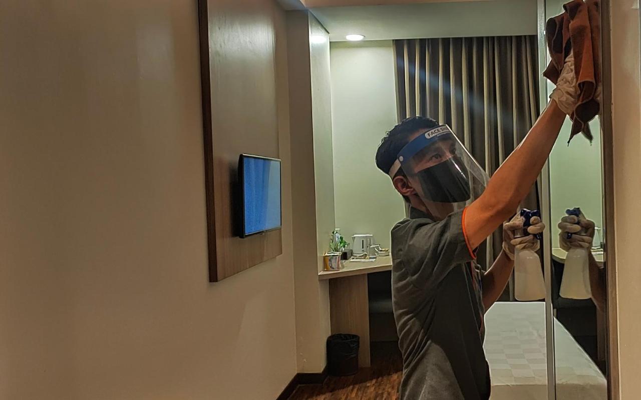 Hotel 88 Itc Fatmawati Jakarta By Wh מראה חיצוני תמונה