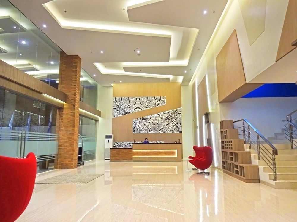 Hotel 88 Itc Fatmawati Jakarta By Wh מראה חיצוני תמונה